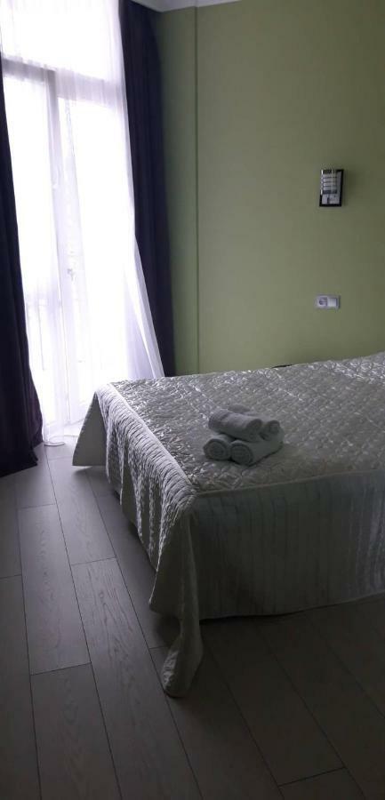 E-Home Batumi Ngoại thất bức ảnh